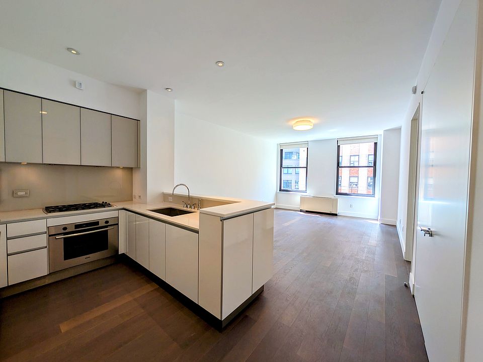 1st image of 25 Broad St APT 19H