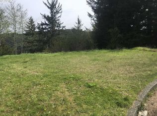 Crestview Dr, Reedsport, OR 97467