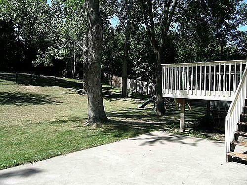 2nd image of 13467 Everest Ave