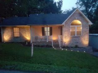 1839 Winding Way Dr, White House, TN 37188