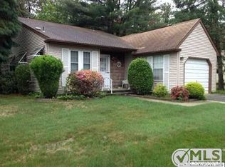 32 Sunset Rd, Whiting, NJ 08759