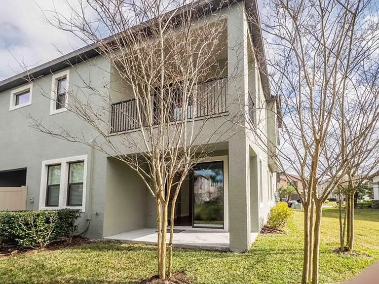 4655 Almada Ln — Photo 4