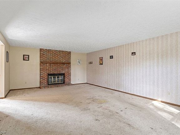 5th image of 5050 Fox Ridge Dr