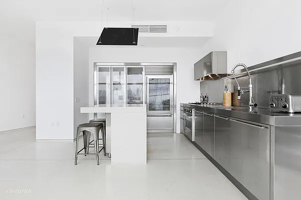 Rented by Corcoran | media 18