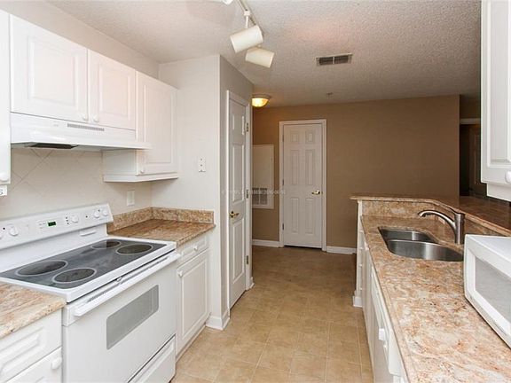 5th image of 80 Helmsman Way #721
