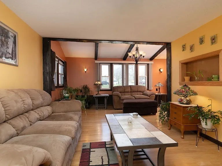 45 Thatcher St #1 — Photo 12