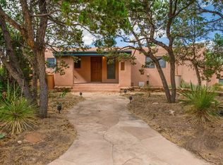 209 W Alicante Rd, Santa Fe, NM 87505
