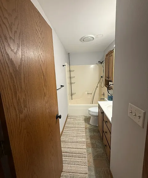 1114 Duck Creek Dr — Photo 19