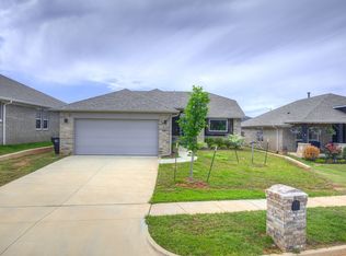 3112 Montane Ct, Norman, OK 73069