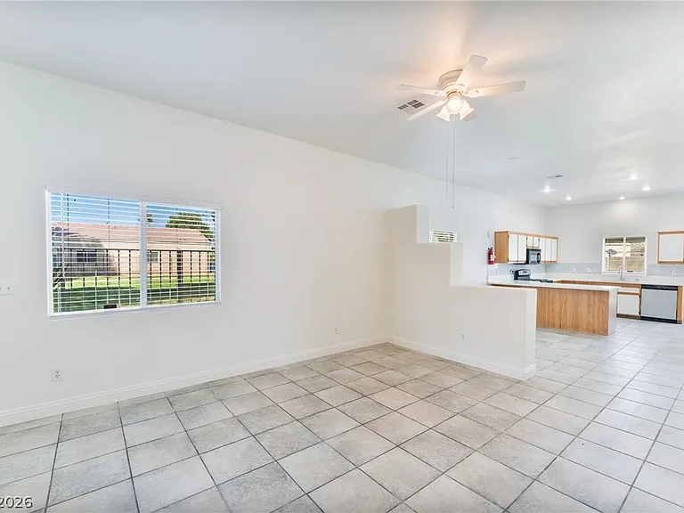 1652 Wendell Williams Ave — Photo 9