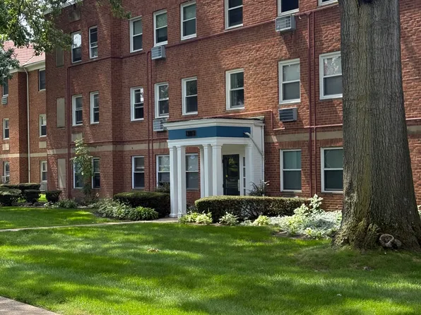 13813 Cedar Rd APT 202, Cleveland, OH 44118