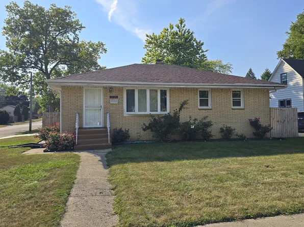 2738 Gabriel Ave, Zion, IL 60099