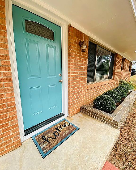 1st image of 533 Piermont Dr