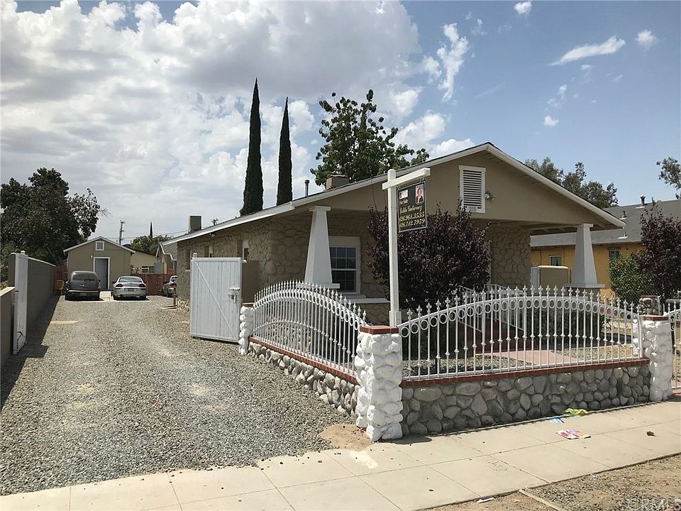 1st image of 275 E 3rd St