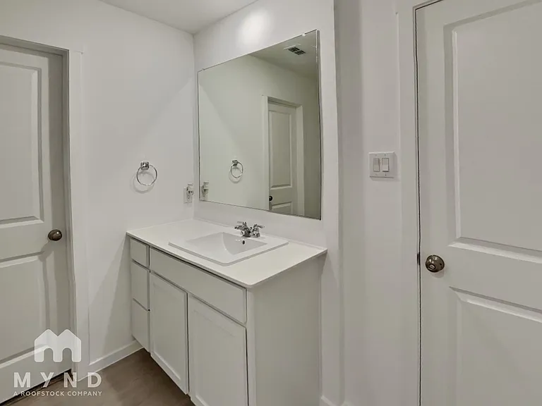 242 Willow Way — Photo 11