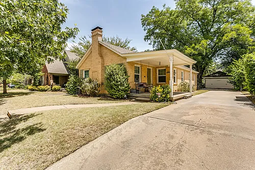 3245 Cockrell Ave Photo 1