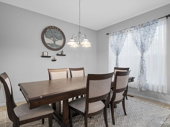 4th image of 2962 Shetland Ln