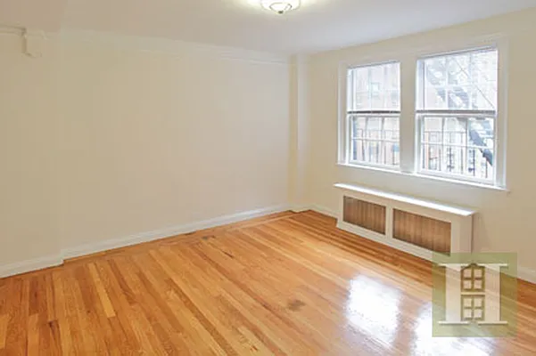 Rented by Halstead Real Estate | media 6