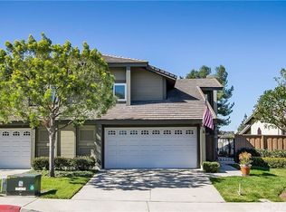 27 Carriage Hill Ln, Laguna Hills, CA 92653