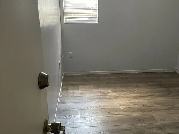 914 SW 8th Ave APT 18, Gainesville, FL 32601