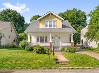 125 3rd St, Houston, PA 15342