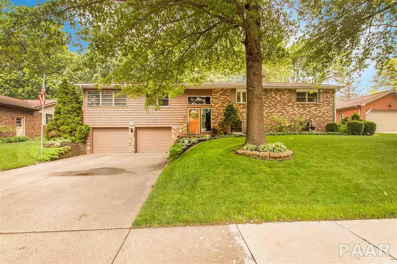 1829 Highwood Ave photo 1