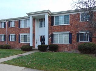 19660 E Eight Mile Rd APT 16, Harper Woods, MI 48225