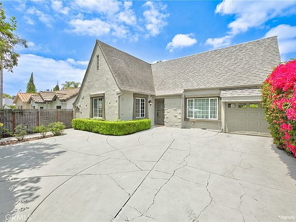 2nd image of 515 N Crescent Heights Blvd