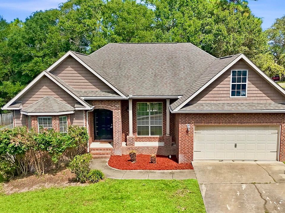 1st image of 639 Red Fern Rd