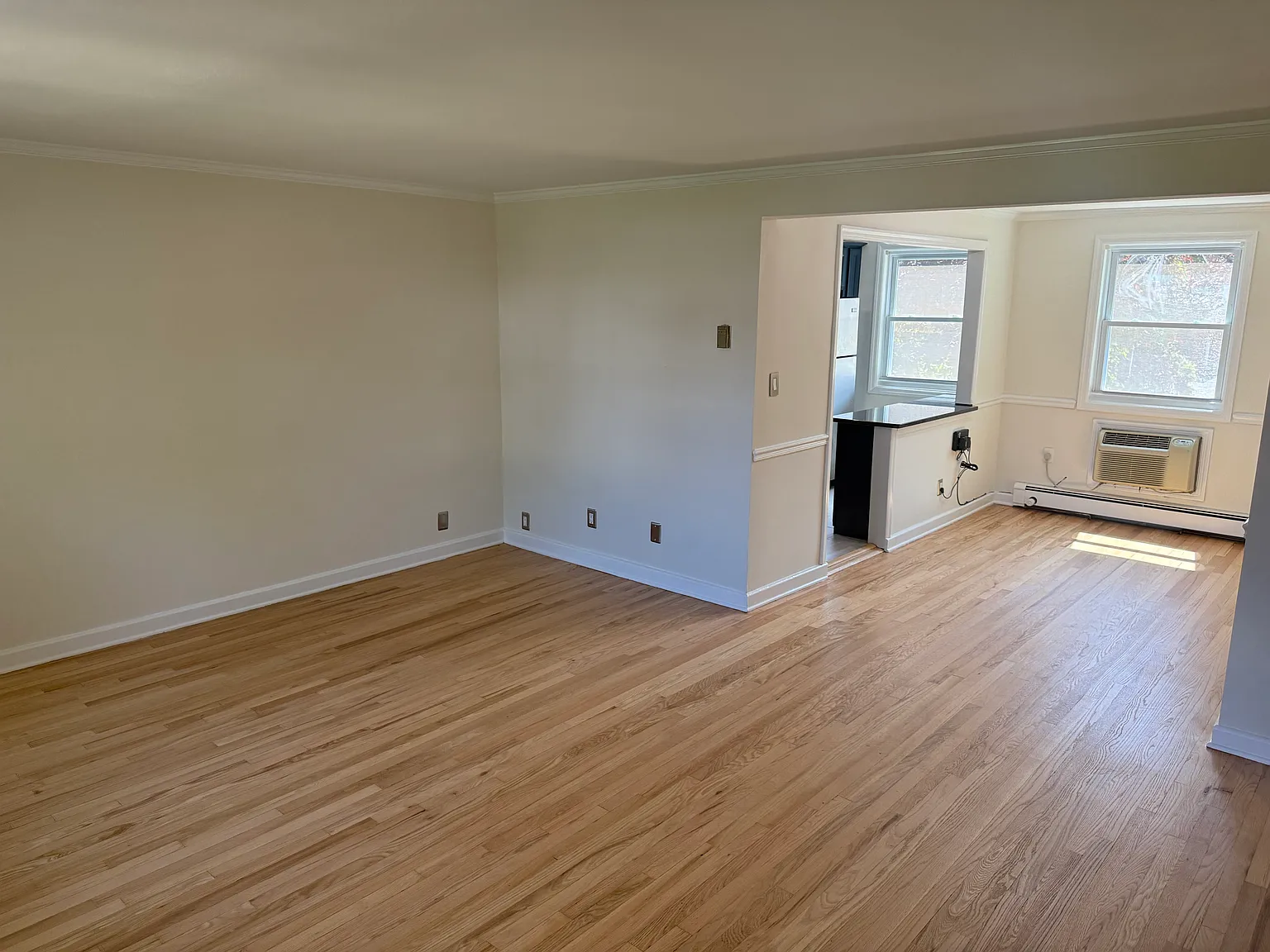 76 Manor Drive — Photo 1