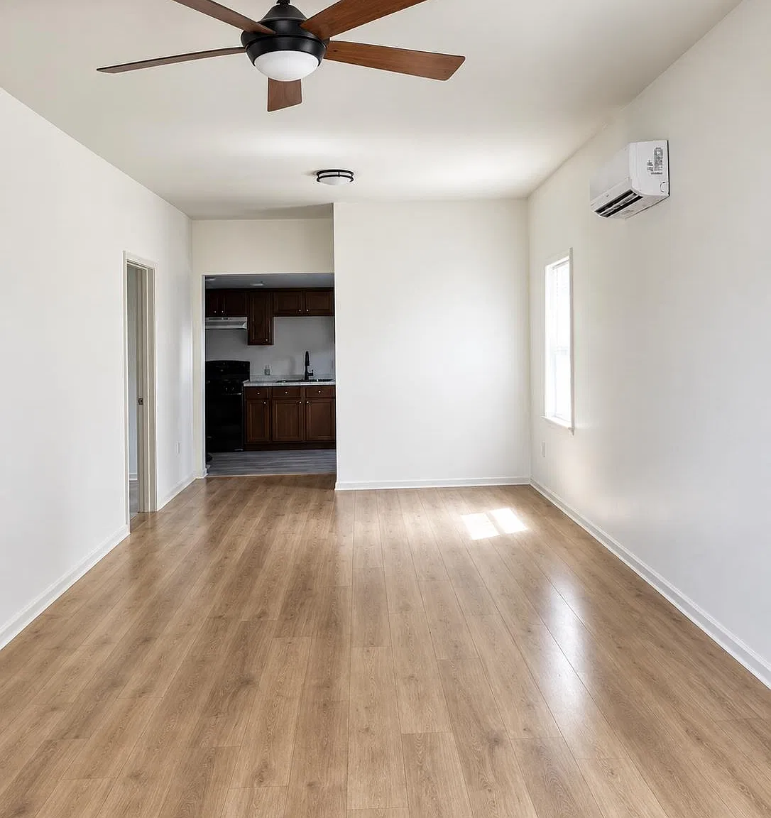2 bed, 957 sqft, $1,250 — Photo 2