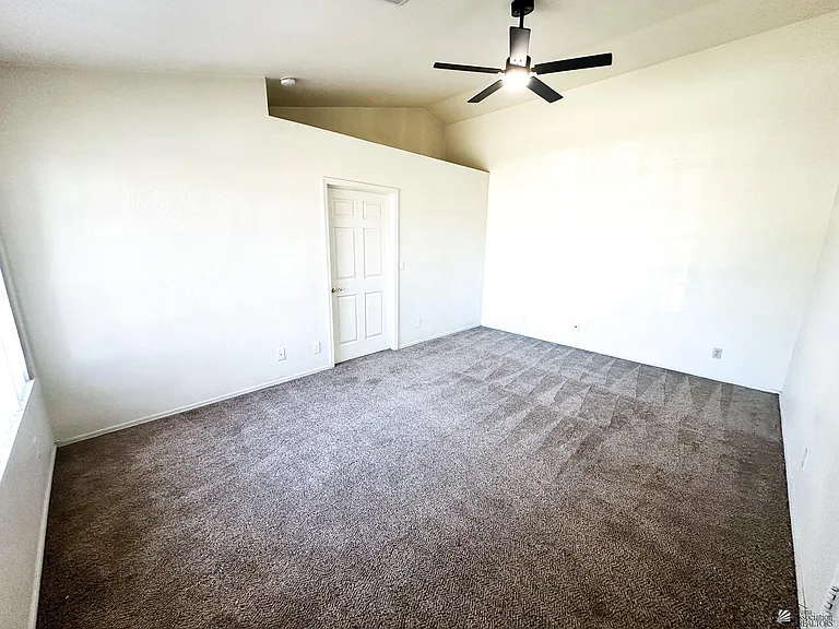 3555 W 15th Ln — Photo 19