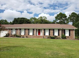 1209 E Roosevelt St, Dillon, SC 29536