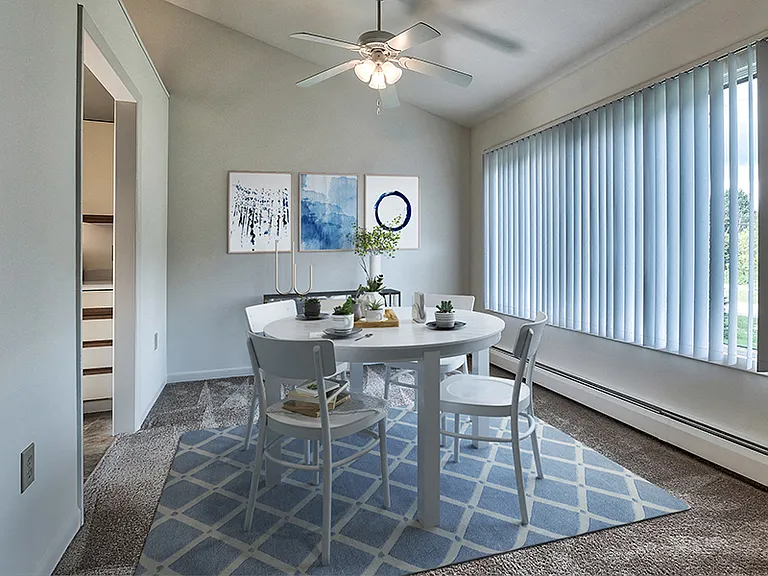 Emerald Springs Apartment Homes — Photo 10