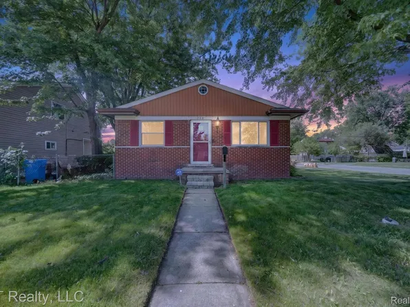 806 E Barrett Ave, Madison Heights, MI 48071