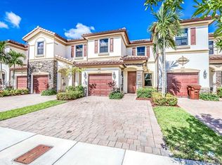 8932 W 34th Ct, Hialeah, FL 33018