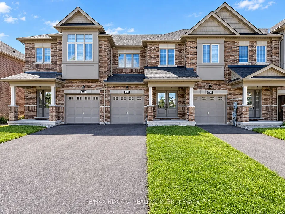 109 Sapphire Way
