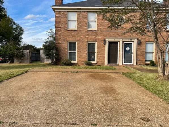 1 River Run Dr, Jackson, MS 39211