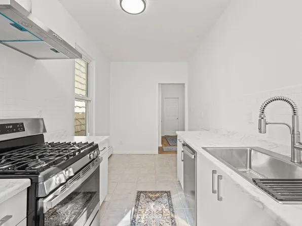 248 Avenue P image 21 of 51