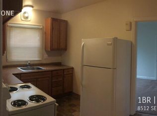 8512 SE 17th Ave APT 4, Portland, OR 97202