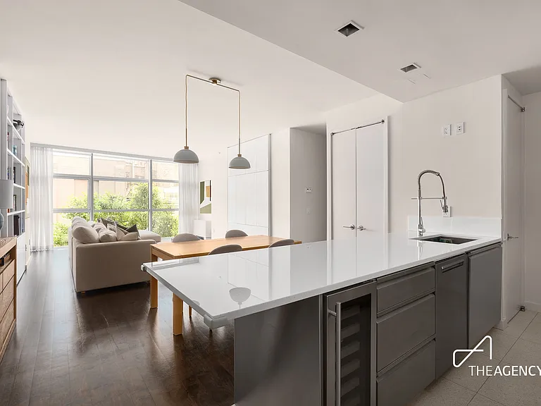 447 W 18th St #3A — Photo 3