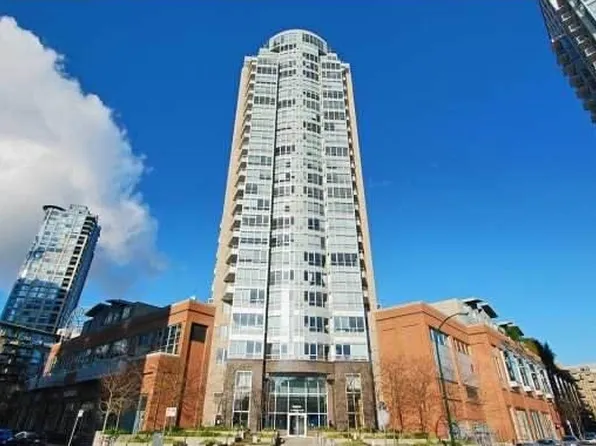 63 Keefer Pl #2108, Vancouver, BC V6B 6N6