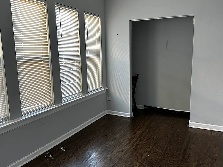 7838 S Paulina St #2 — Photo 4