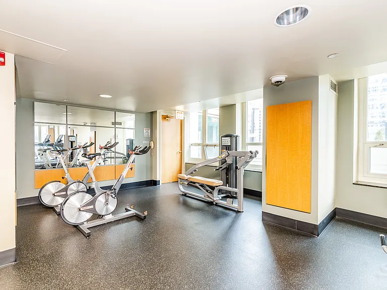 345 N Lasalle St #1805 — Photo 30