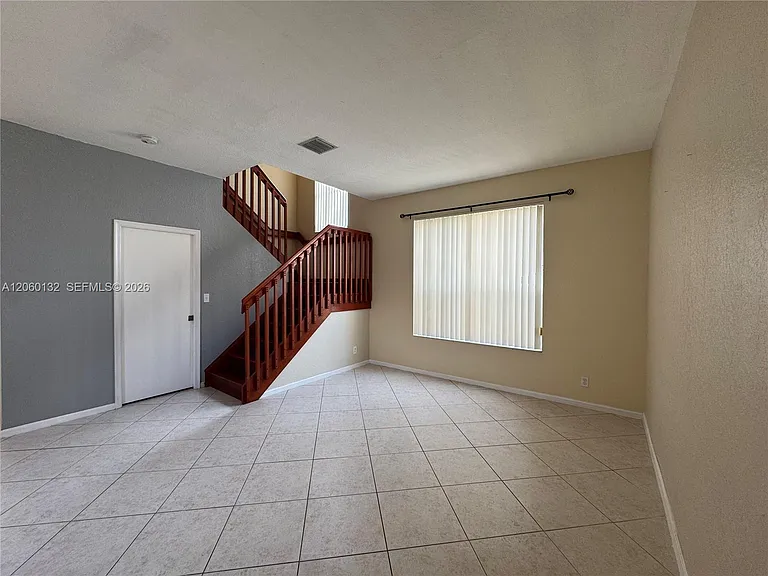 1893 SW 149th Ave — Photo 5