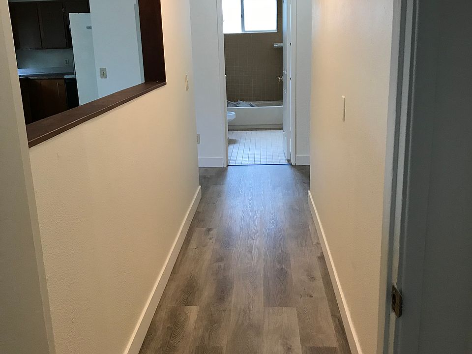 1st image of 5033 71st St