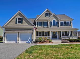 27 Hilltop Ave, Saugus, MA 01906