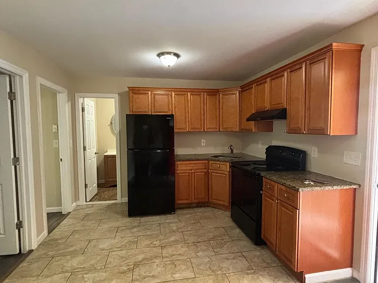 1121 Woodcrest Ave #B — Photo 4
