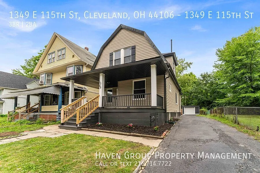 1349 E 115th St, Cleveland, OH 44106- Spacious 3-bed 1.5 -bath single-family home! — Photo 3