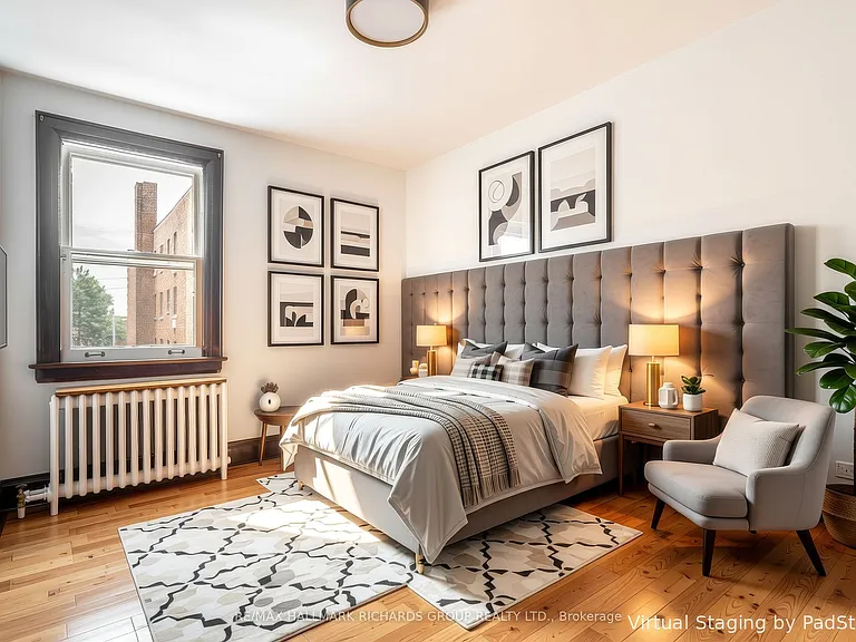 15 Courcelette Rd #1 — Photo 4